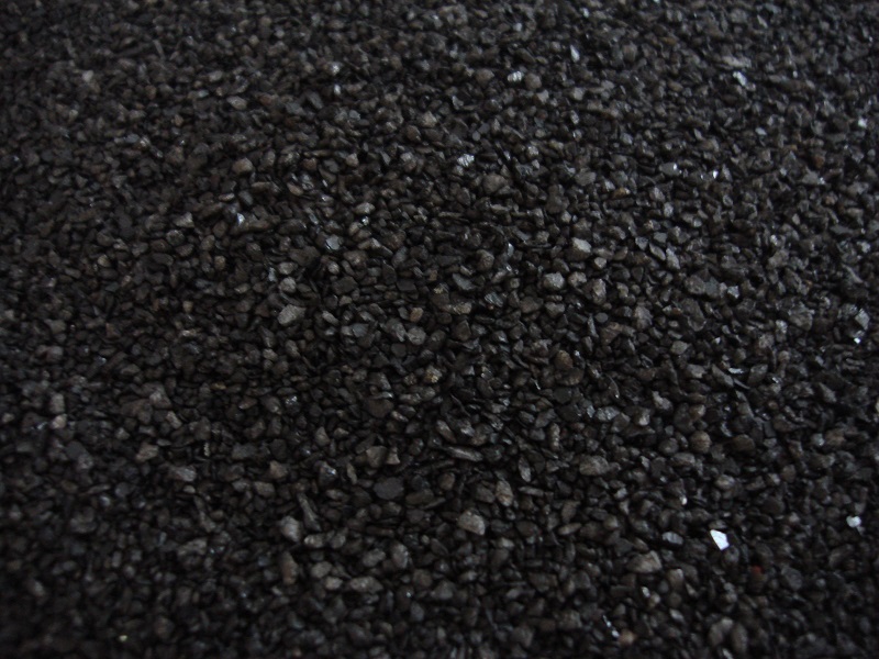 0,5 kg Ladegut schwarz 1,0 - 2,0 Granit gefärbt